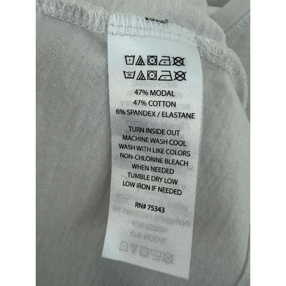 *MAX STUDIO* Basic White T-Shirt V-Neck Cuff Sleeve Women's Size M - Picture 4 of 5